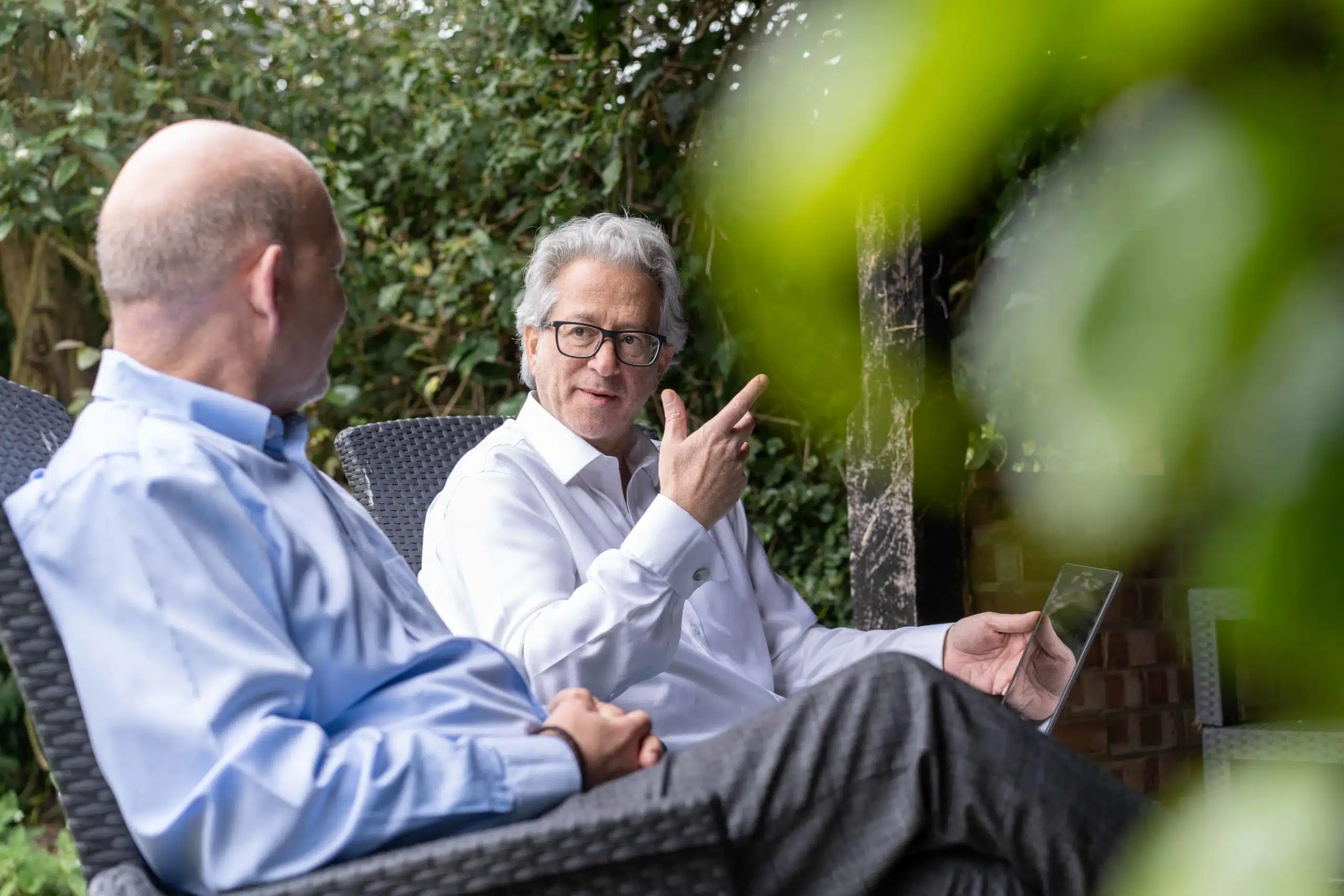 Graham Golding and Lionel Roodyn discussing a project